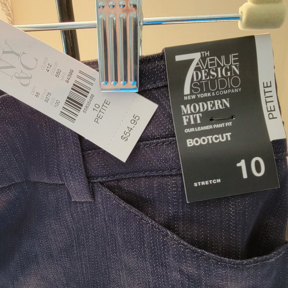 NEW YORK AND COMPANY LIGHT DENIM PANTS NEW